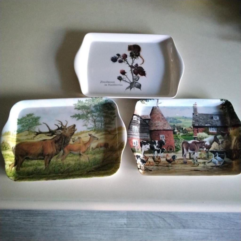 4 melamine schaaltjes/ sandwich tray's, Ophalen of Verzenden, Overige materialen, Overige stijlen, Schaal of Schalen