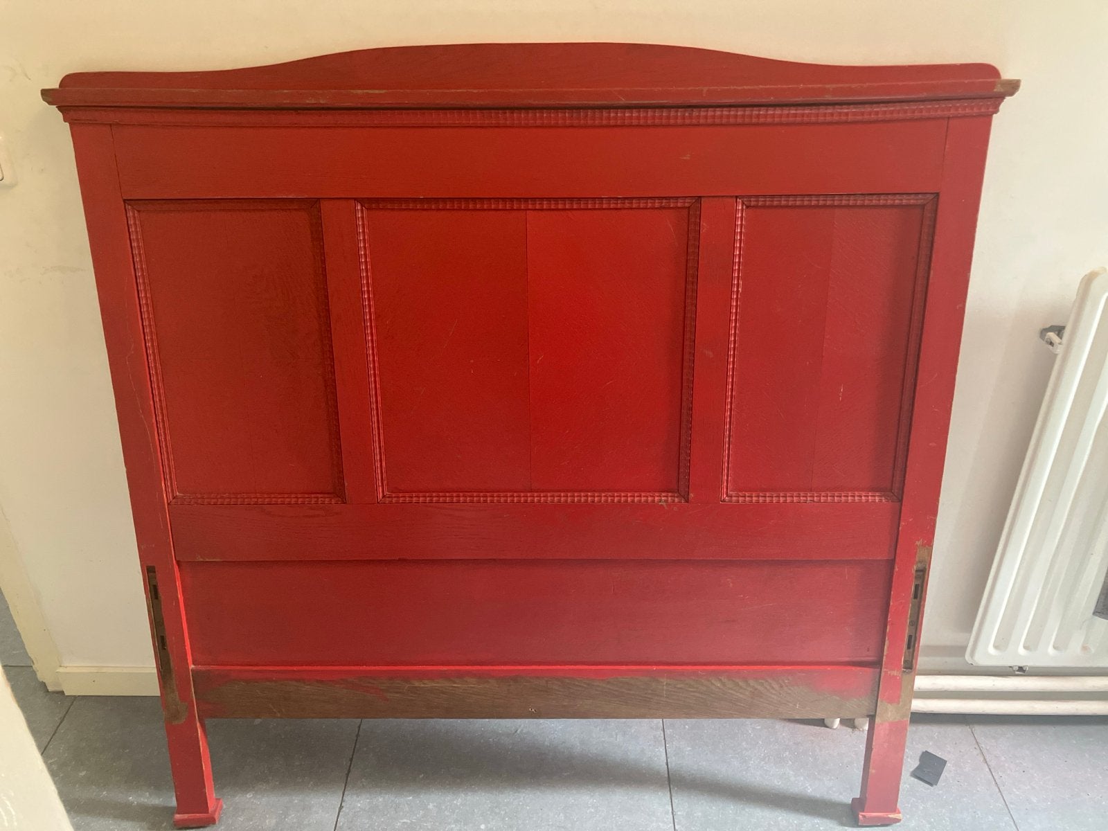 Vintage rood houten bedframe -  Twijfelaar, Antiek en Kunst, Ophalen