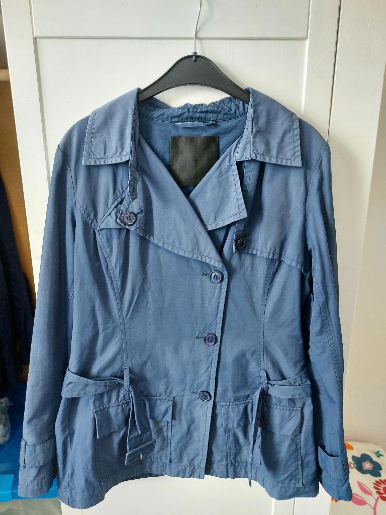 Blauwe zomerjas van Inwear, maat 40. Nog in goede staat., Kleding | Dames, Jassen | Zomer, Maat 38/40 (M), Blauw, Ophalen of Verzenden