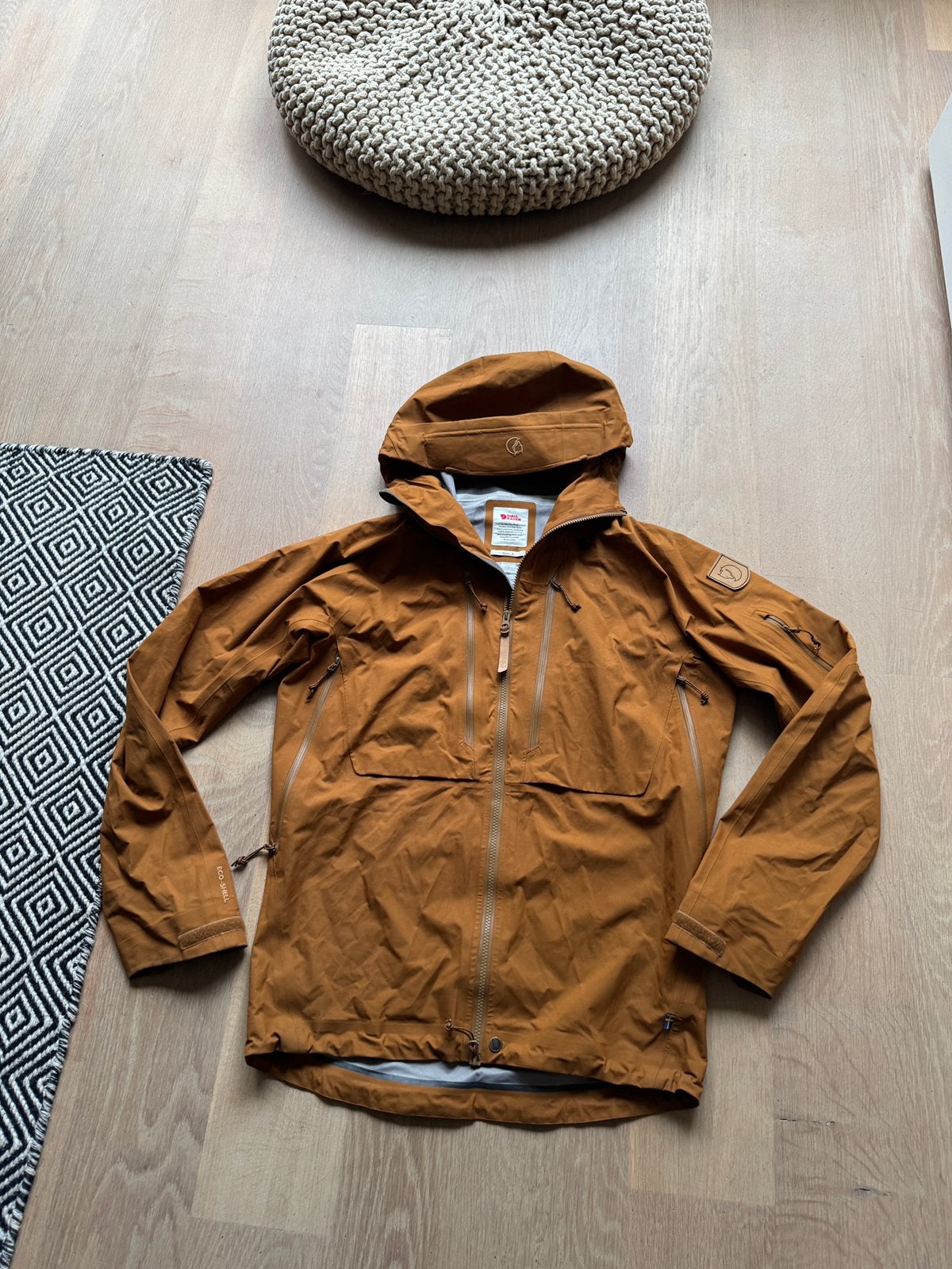 Nette Fjallraven keb eco Shell  maat S  Kleur bruin, Ophalen of Verzenden, Gebruikt, Regenjas