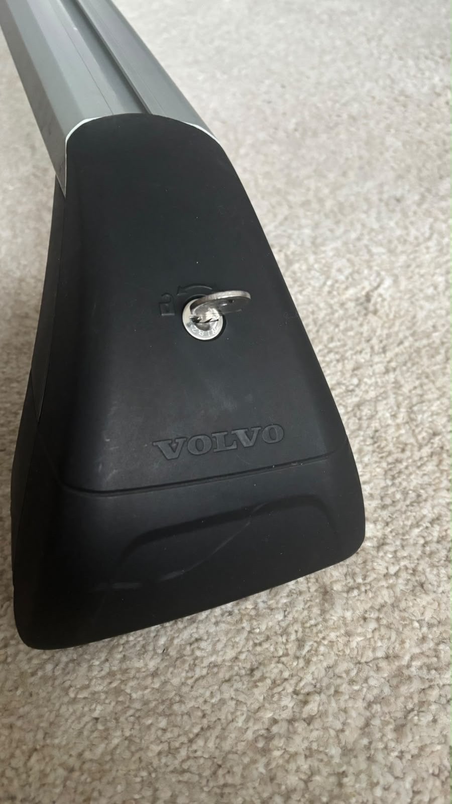 Originele Volvo dakdragers met sleutel, Auto diversen, Ophalen, Zo goed als nieuw