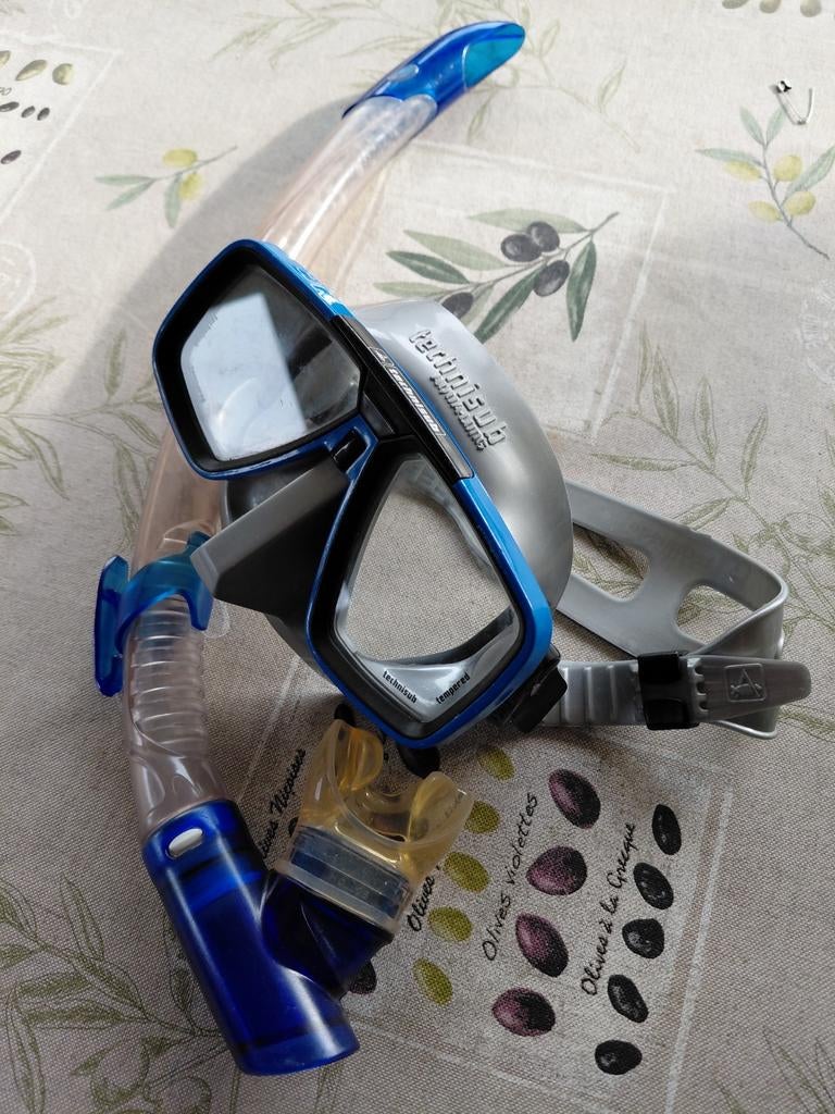 Mooie zo goed als nieuwe duikbril met snorkel, Ophalen of Verzenden