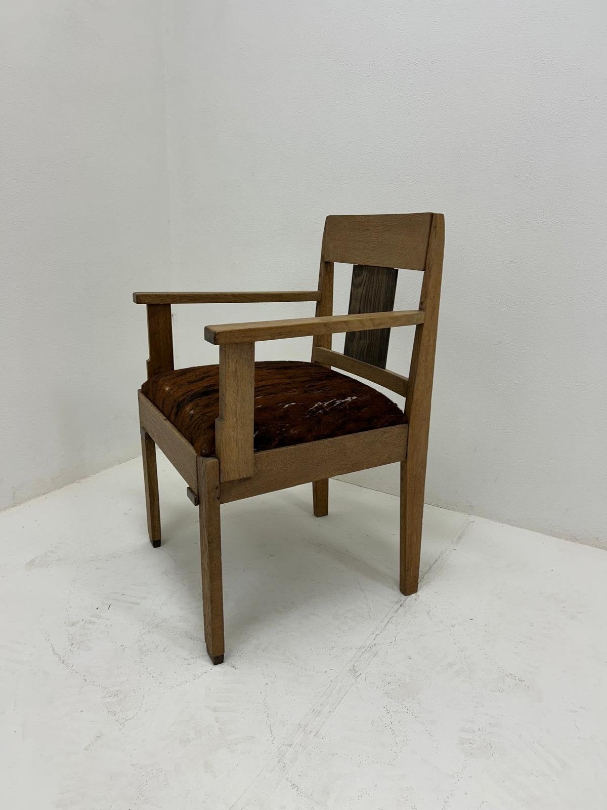 Amsterdamse School Fauteuil met Koeienhuid Bekleding, Antiek en Kunst, Ophalen