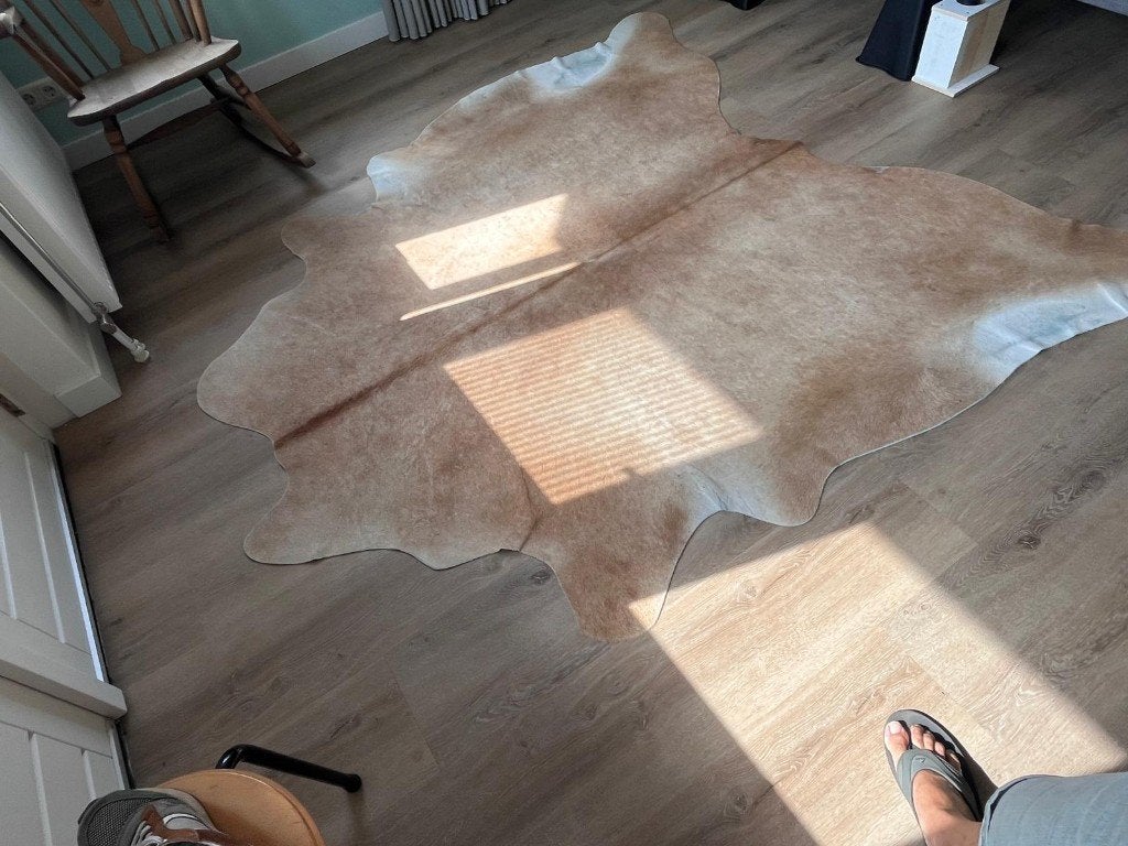 Mooie, grote koeienhuid vloerkleed, Huis en Inrichting, Ophalen, 150 tot 200 cm, 200 cm of meer, Zo goed als nieuw