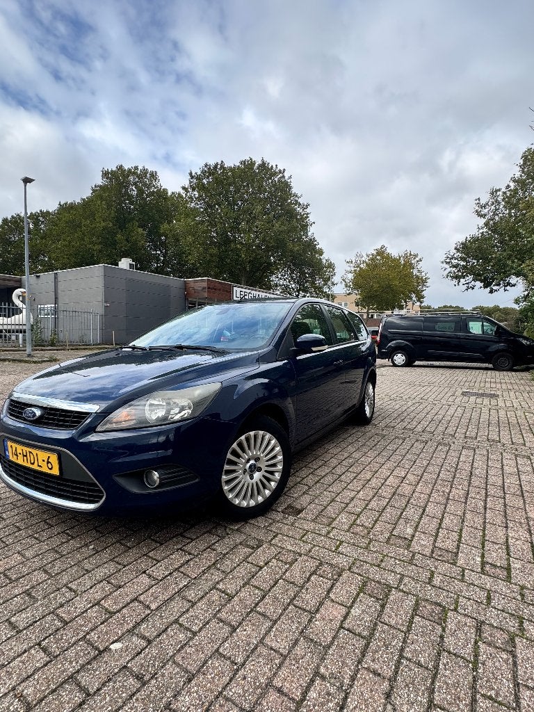 Ford Focus 1.6 16V 100PK 2008 Titanium, Auto's, 1596 cc, Zwart, 4 cilinders, 100 pk