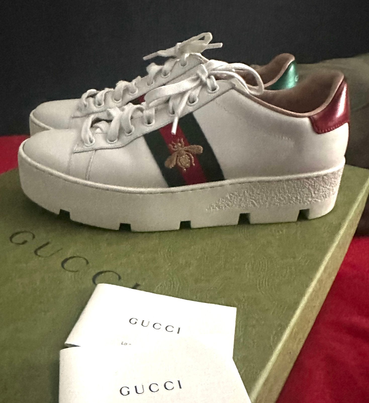 Gucci Sneakers met aankoopbon ACE BEE wit, Ophalen of Verzenden, Zo goed als nieuw, Wit, Sneakers of Gympen