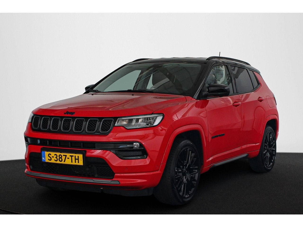 Jeep Compass 4xe 240 Plug-in Hybrid Electric S Winterpakket, Auto's, Automaat, 4 cilinders, Bedrijf, Vierwielaandrijving