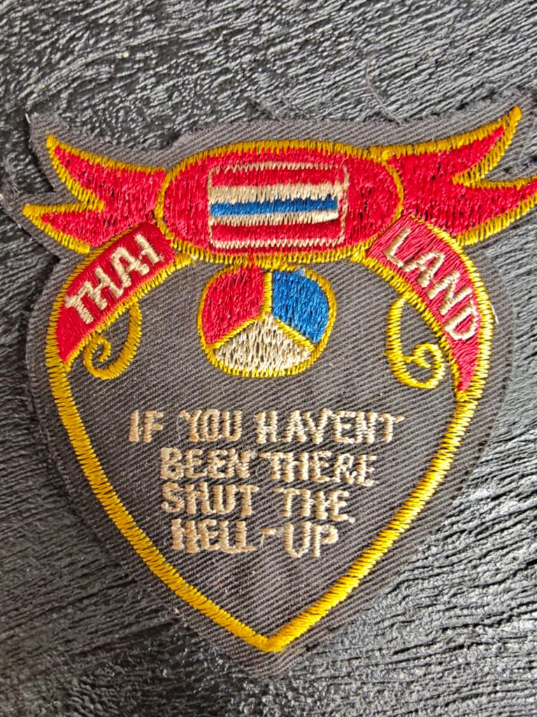 Patch - MAAG THAILAND - US SPECIAL FORCES - SHUT The Fuck  U, Verzamelen, Militaria | Algemeen, Ophalen of Verzenden, Landmacht