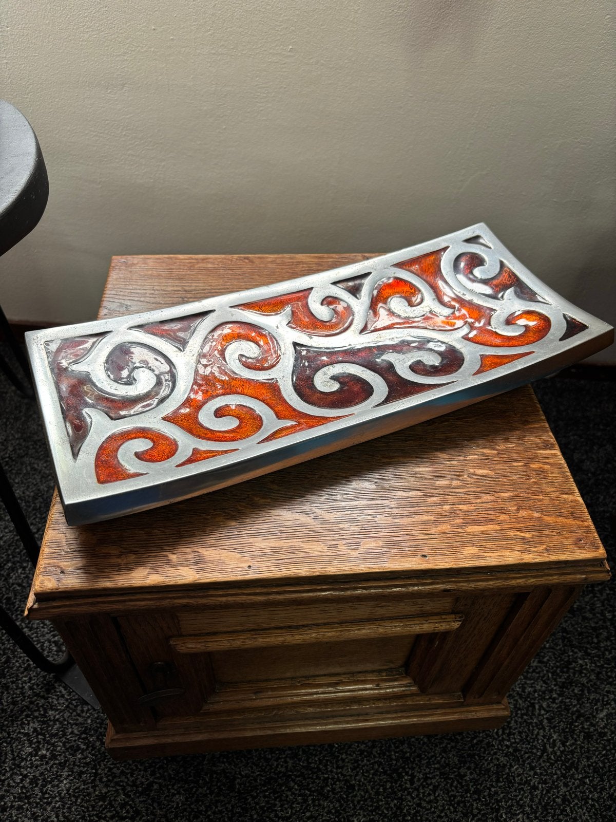 Decoratieve schaal met oranje en bruin emaille, Ophalen of Verzenden