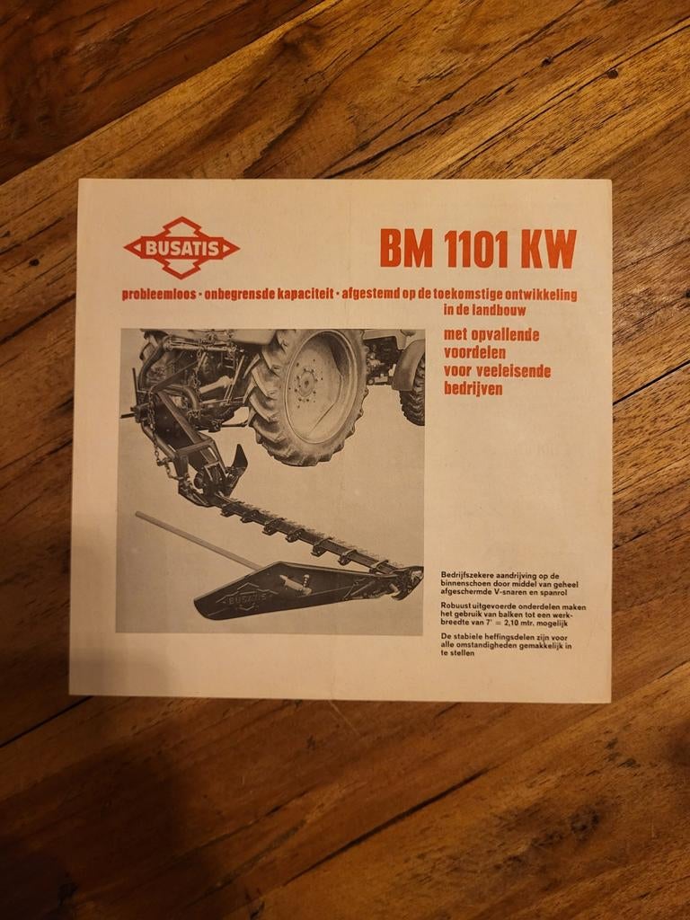 tractor folder Busatis BM 1101 KW, Ophalen of Verzenden, Gelezen
