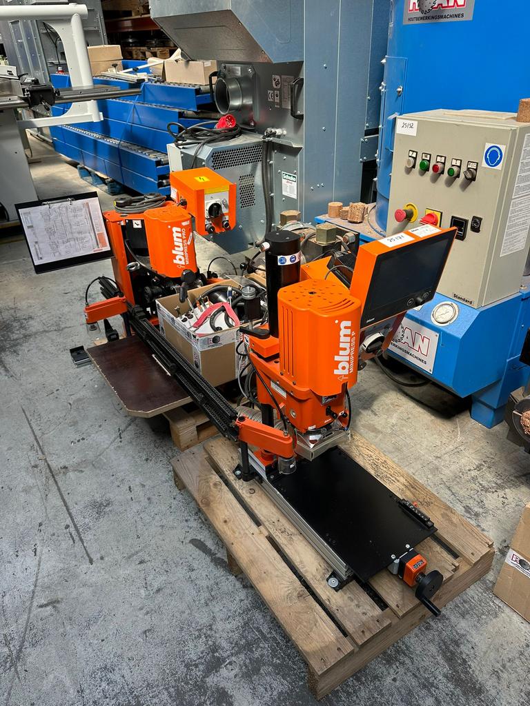 Blum mini press meerdere op voorraad, Ophalen of Verzenden, Gebruikt, Boormachine