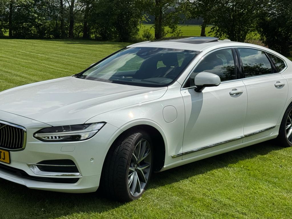 Volvo S90 T8 407pk Inscription B&W Winterpack, Auto's, Automaat, Parkeerassistent, 4 cilinders, 1969 cc