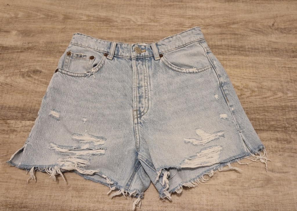 Licht blauw zara short maat 36, Blauw, Zara, Nieuw, Ophalen of Verzenden