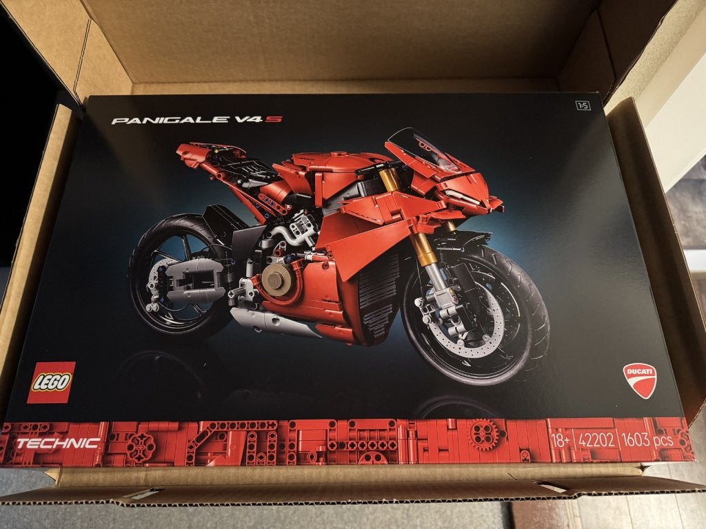 LEGO Technic Ducati Panigale V4 S motor 42202, Niet ingevuld, Niet ingevuld, Niet ingevuld