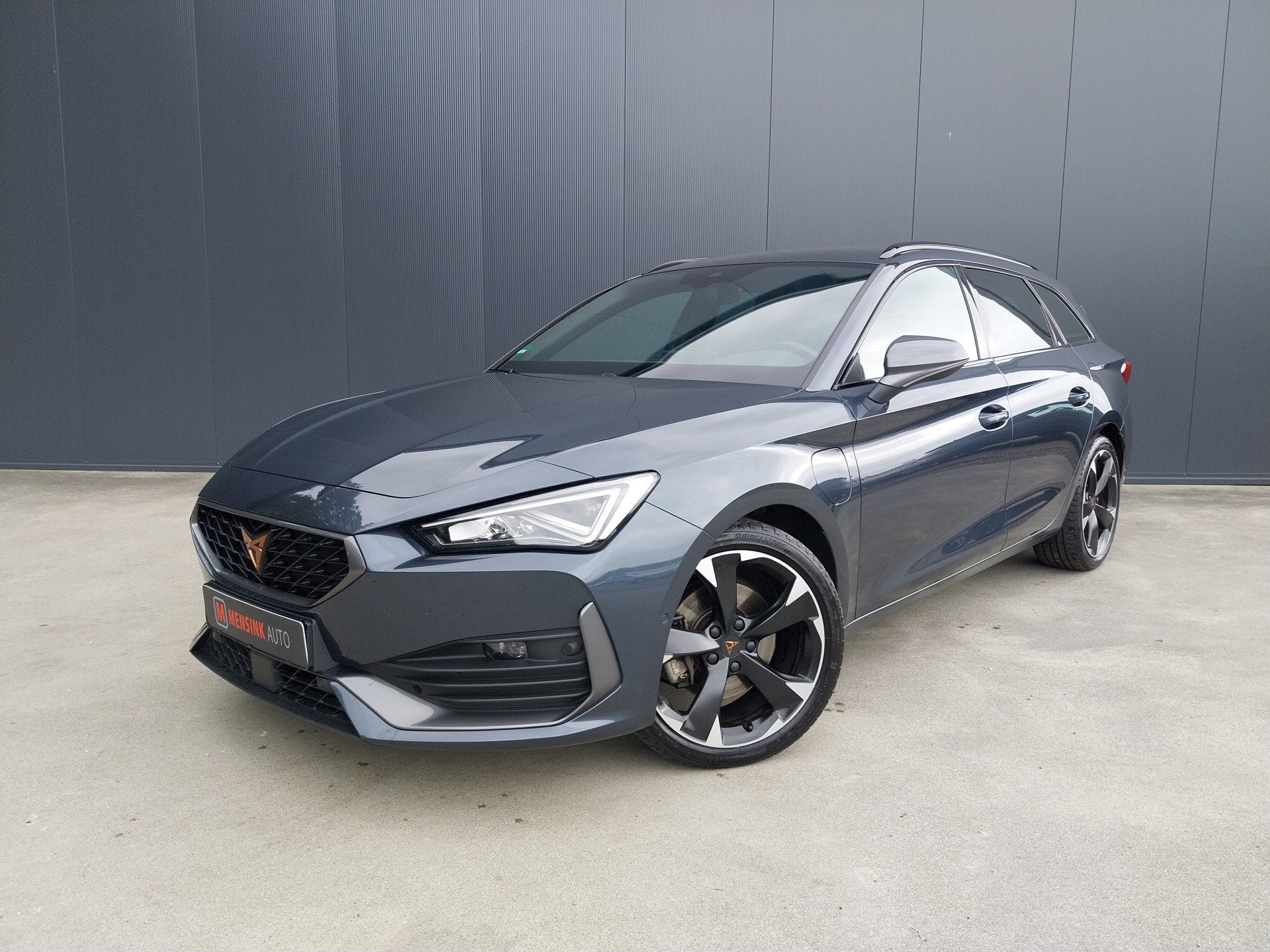 CUPRA Leon Sportstourer 1.4 e-Hybrid 245 PK VZ Performance 1, Auto's, Dealer onderhouden, 77 km/l, Gebruikt, 4 cilinders