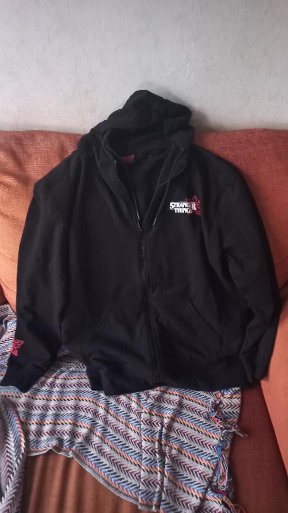 Vest hoodie Stranger Things, Maat 52/54 (L), Zwart, Nieuw, Ophalen of Verzenden
