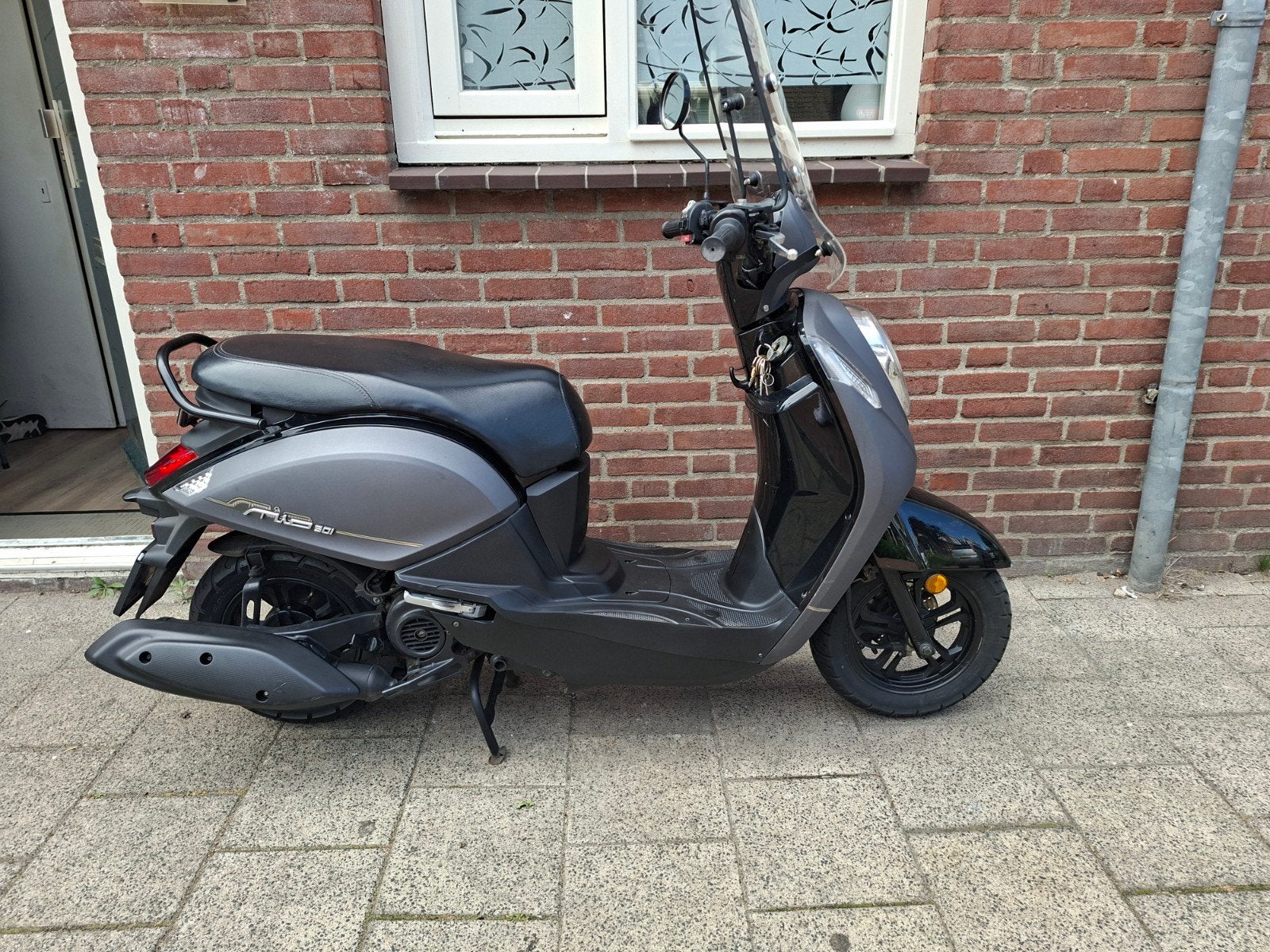 Sym mio  Scooter - Zo goed als nieuw 8114 km, Allo, Ophalen of Verzenden, Zo goed als nieuw, Benzine