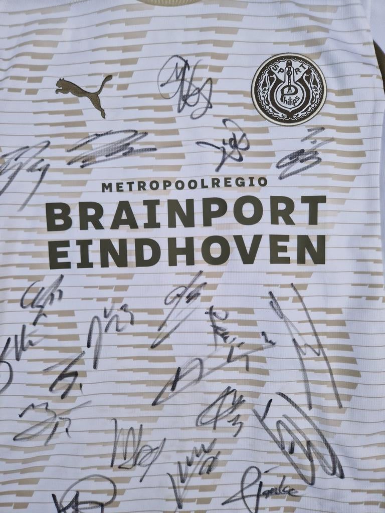 Psv shirt maat S met plea achterop elke speler is gesigneerd, Ophalen of Verzenden