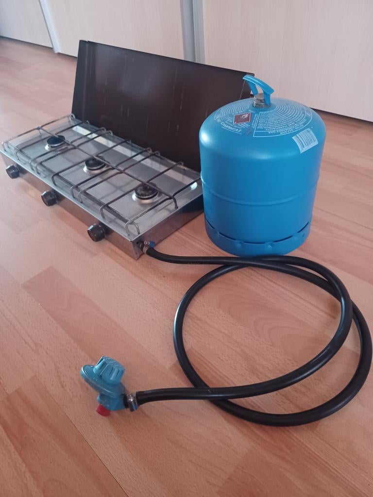 Campingaz 3-pits kooktoestel met gasfles, Ophalen, Gebruikt