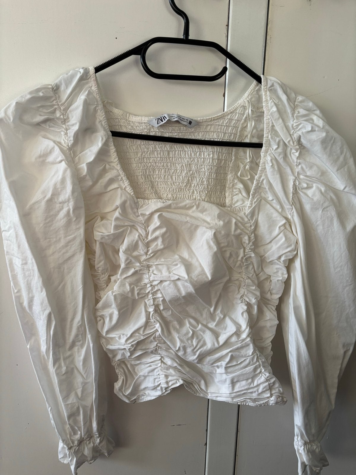 Witte Zara top met pofmouwen en smock detail, Wit, Ophalen of Verzenden, Zo goed als nieuw, Lange mouw