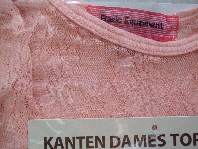 Nieuwe roze kanten top maat M...staat L op € 4,00, Maat 38/40 (M), Nieuw, Ophalen of Verzenden, Roze