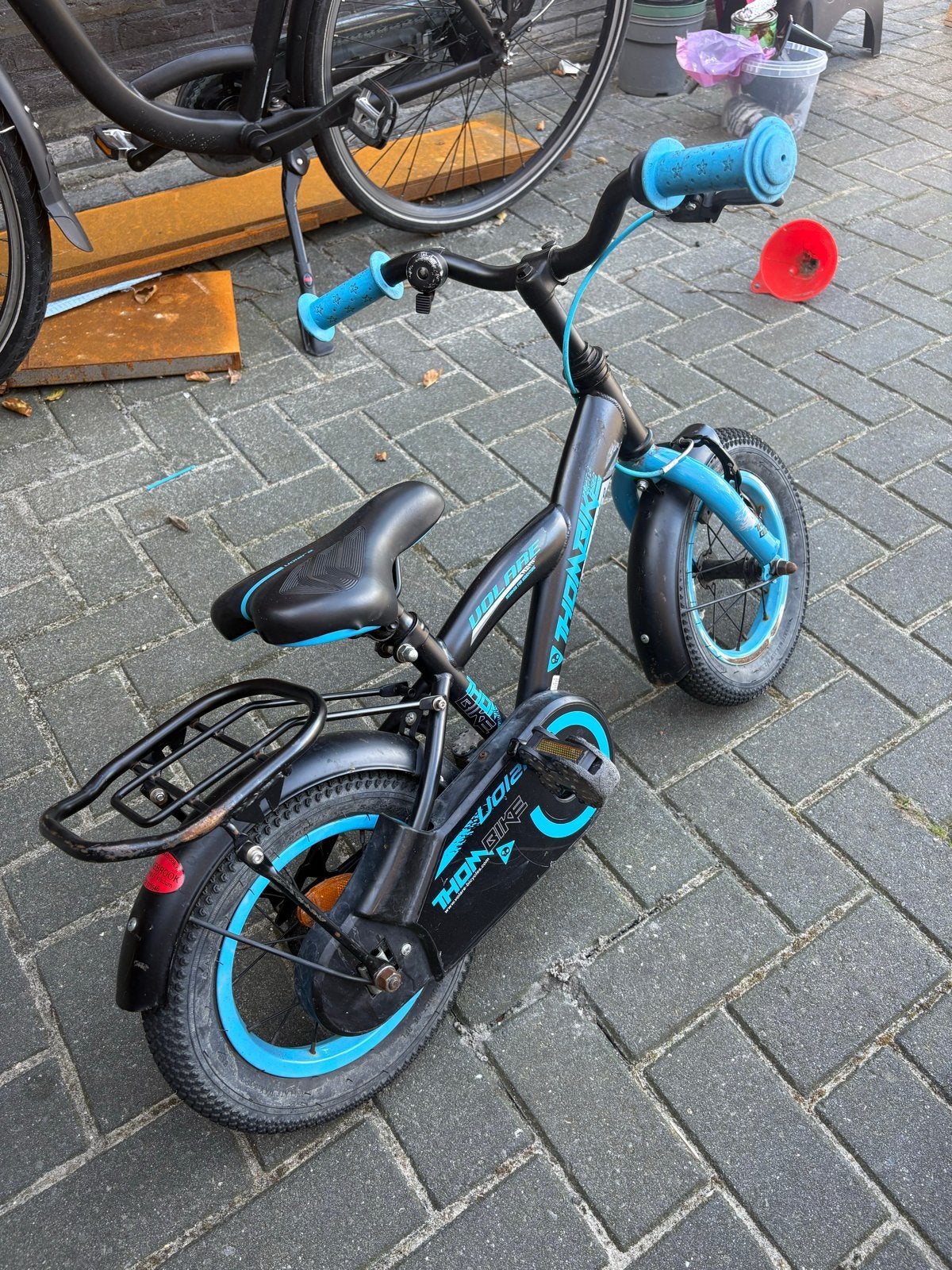 Kinderfiets 12 inch - Zwart/Blauw, Ophalen, Gebruikt, Terugtraprem, Minder dan 16 inch