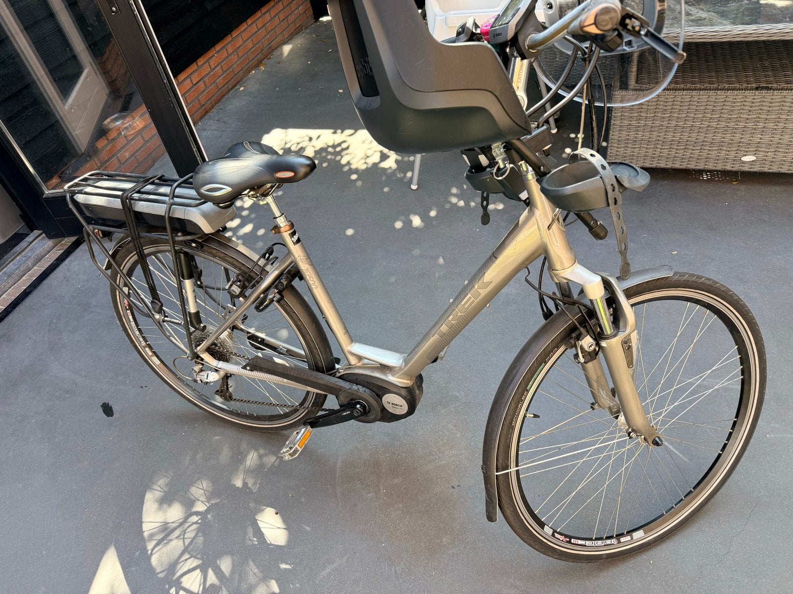 Trek T500 elektrische fiets met Bosch Active Line, Gebruikt, 47 tot 51 cm, 50 km per accu of meer, Ophalen