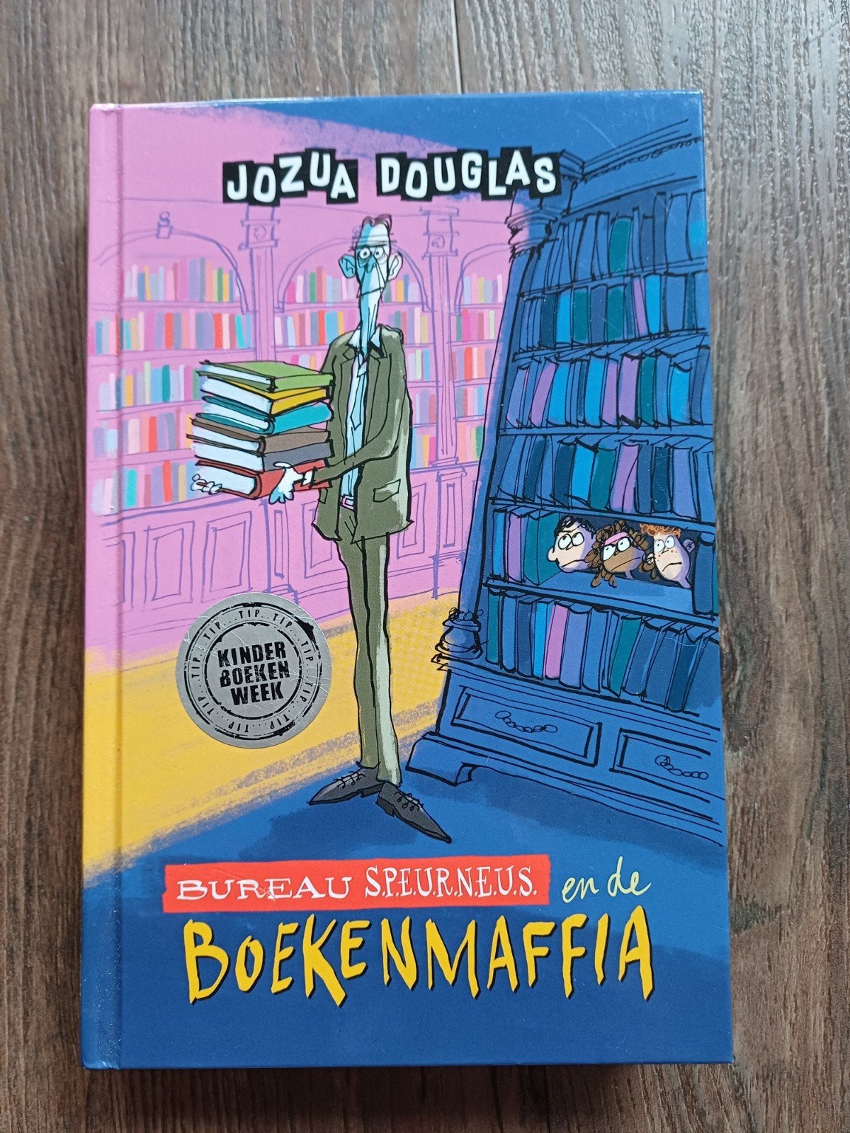 Geert Gratama - Bureau Speurneus en de boekenmaffia, Ophalen of Verzenden, Zo goed als nieuw, Geert Gratama; Jozua Douglas