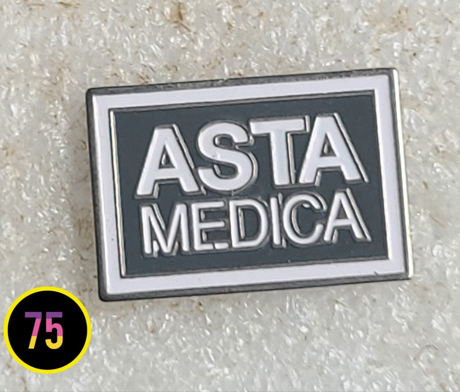 Vintage Asta Medica Pin Speldje, Verzenden