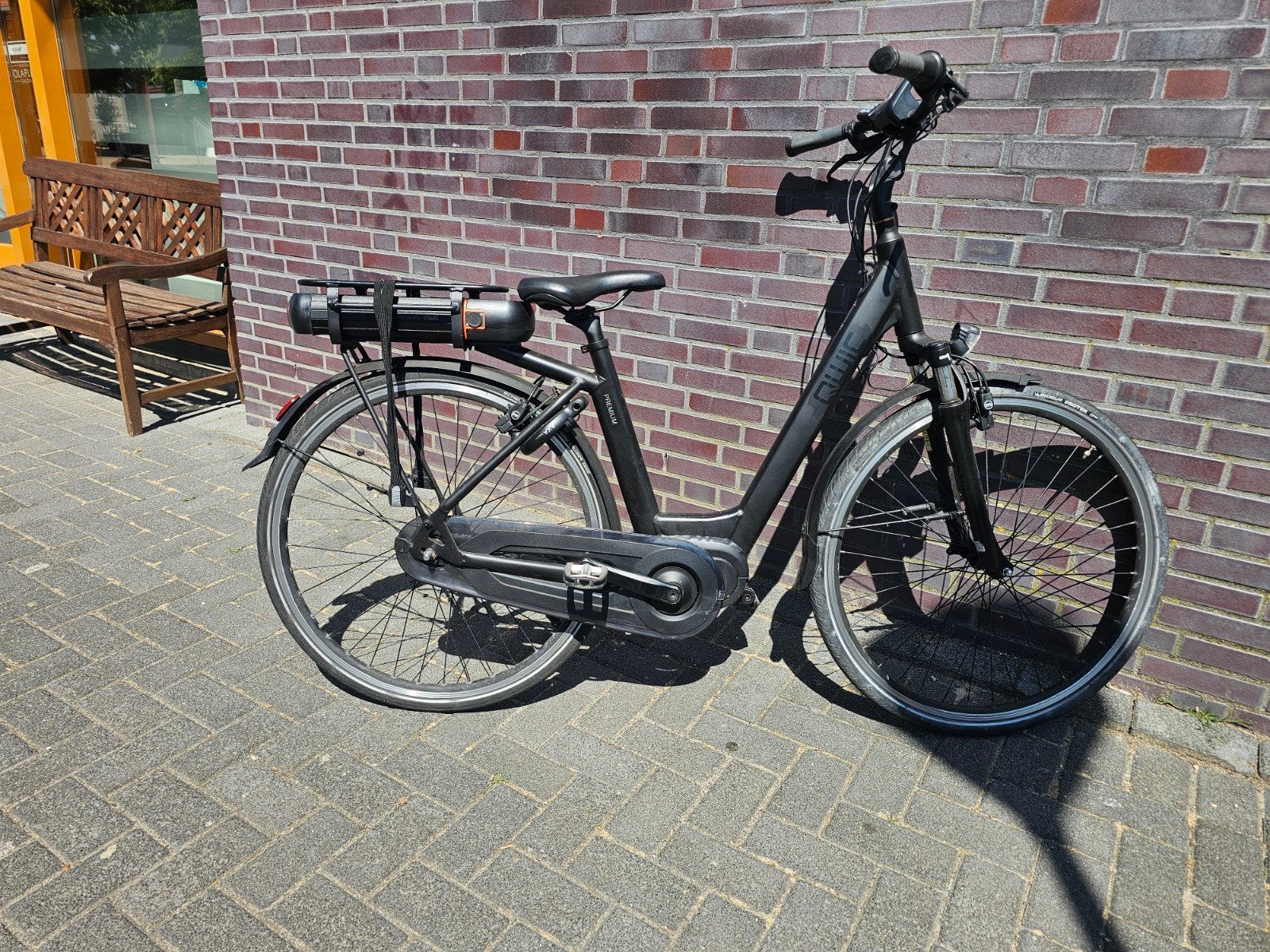Qwic Premium E-bike met Bafang M400 middenmotor (defect), Ophalen, Qwic, Gebruikt, 51 tot 55 cm