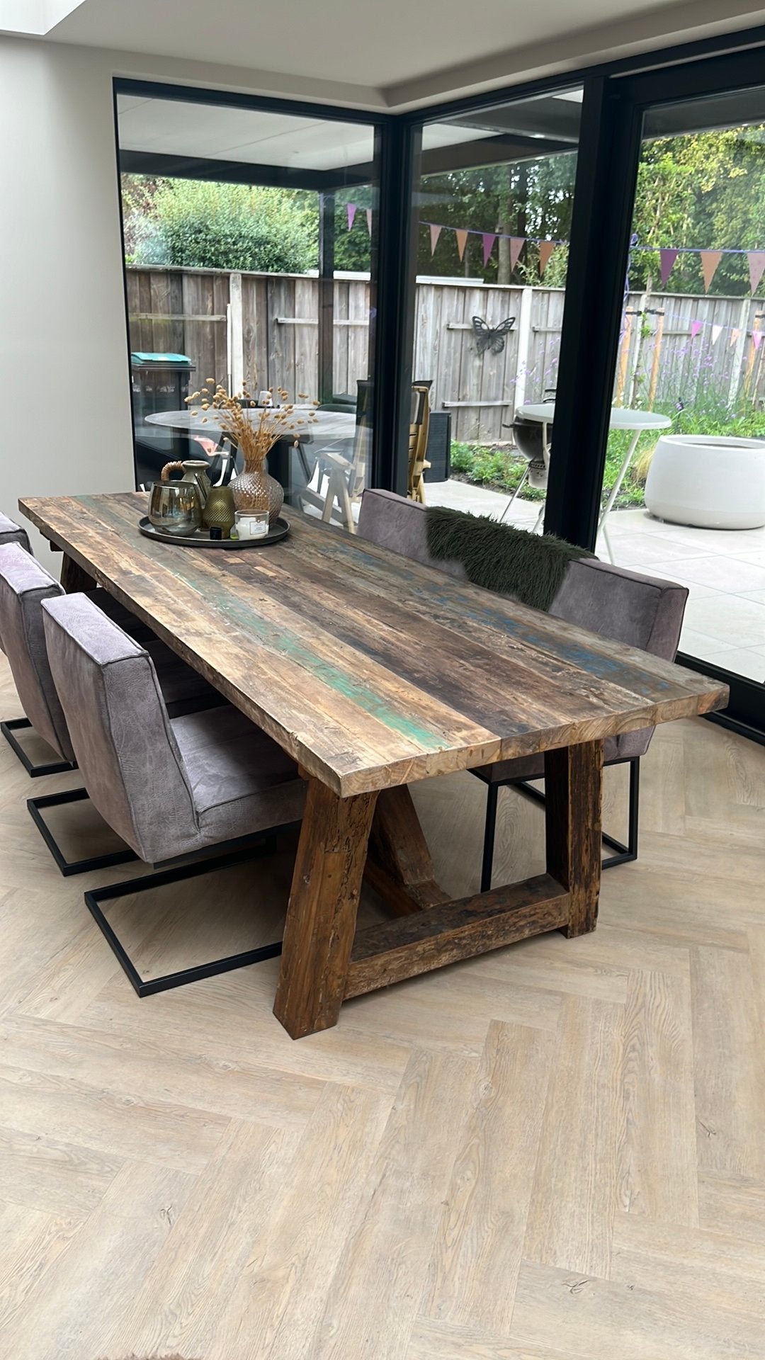 Eettafel met bankje en comfortabele stoelen, 200 cm of meer, Zo goed als nieuw, Rechthoekig, 50 tot 100 cm