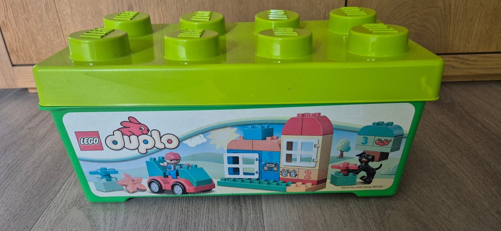 Lego Duplo opbergdoos inclusief inhoud, Kinderen en Baby's, Speelgoed | Duplo en Lego, Gebruikt, Ophalen of Verzenden, Duplo, Inclusief minifiguren