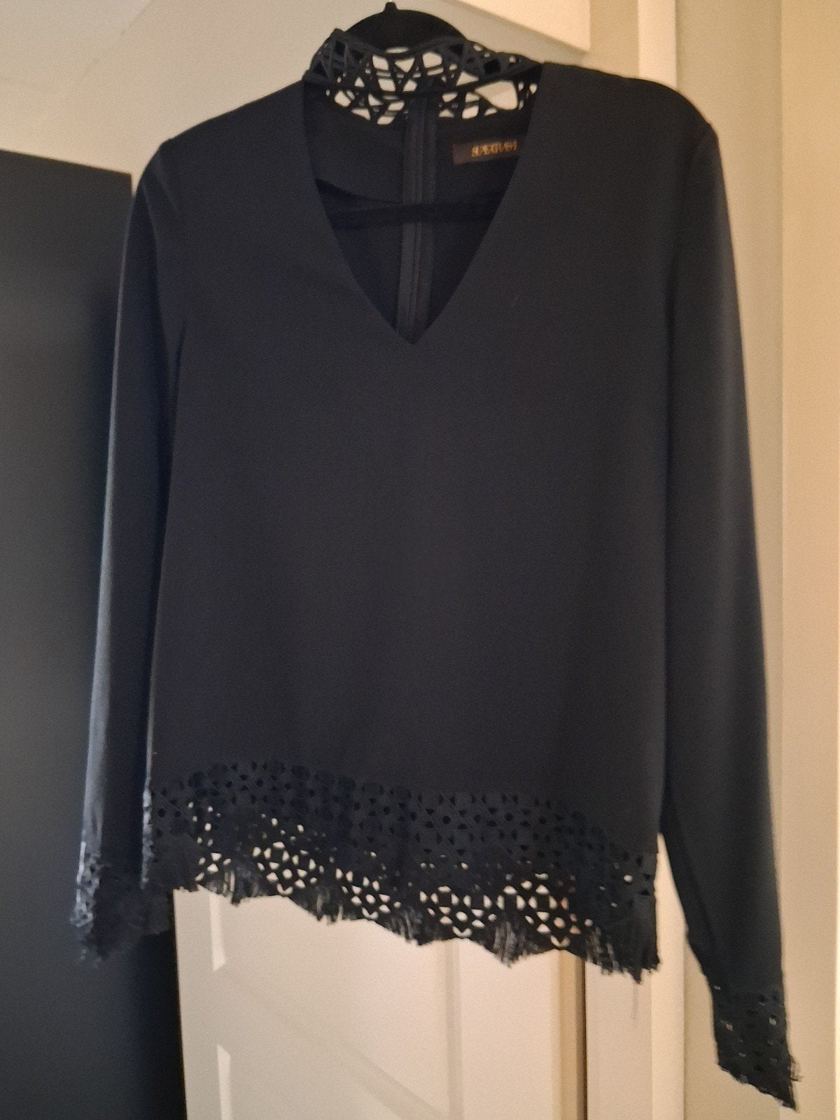 Supertrash Blouse Zwart met Laser Cut Details - Maat 36 (S), Kleding | Dames, Supertrash, Ophalen of Verzenden