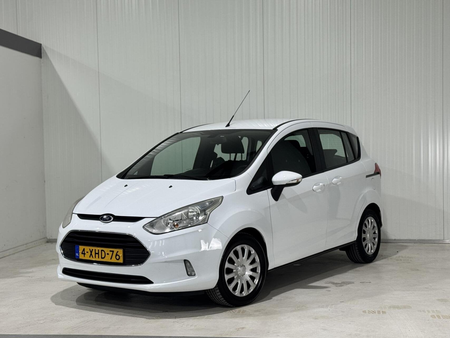 Ford B-Max 1.0 EcoBoost Style|DEALERONDERHOUDEN|CRUISE|NAVI, Auto's, Voorwielaandrijving, 101 pk, Gebruikt, 750 kg