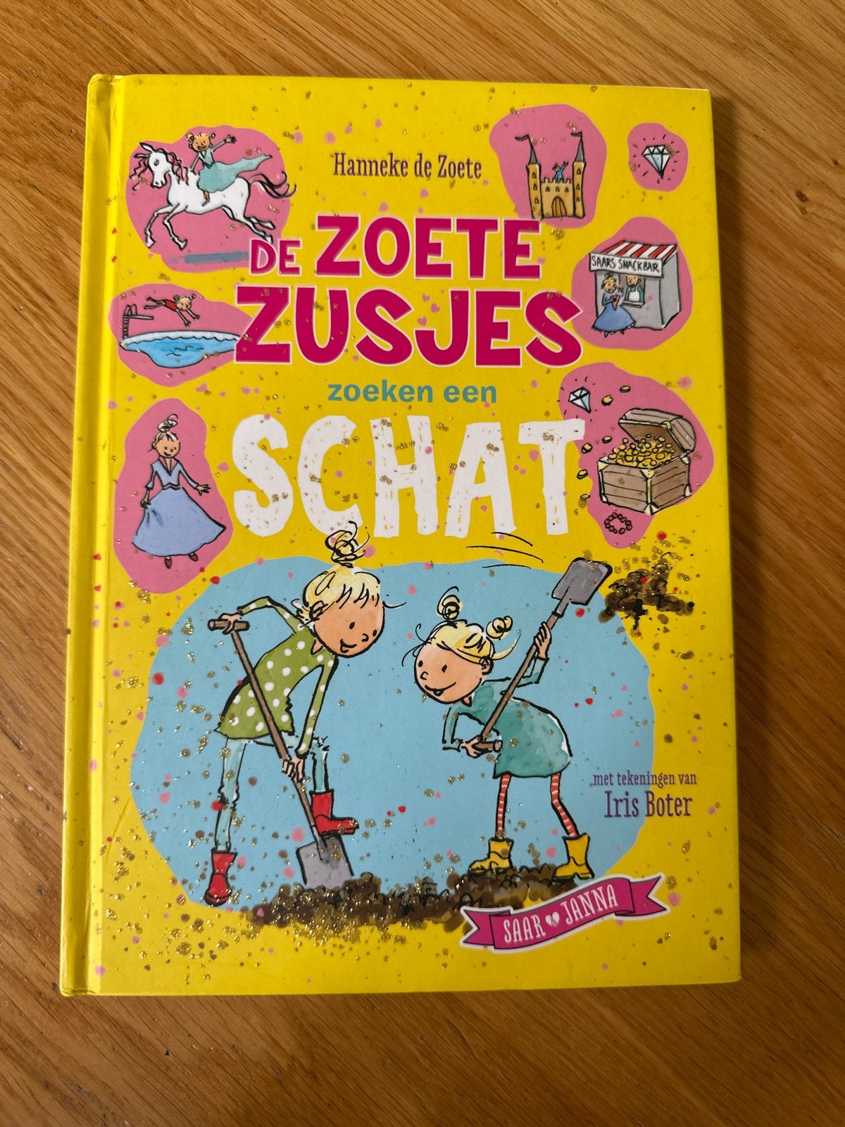 De Zoete Zusjes zoeken een schat - Hanneke de Zoete, Boeken, Kinderboeken | Jeugd | onder 10 jaar, Zo goed als nieuw, Fictie algemeen