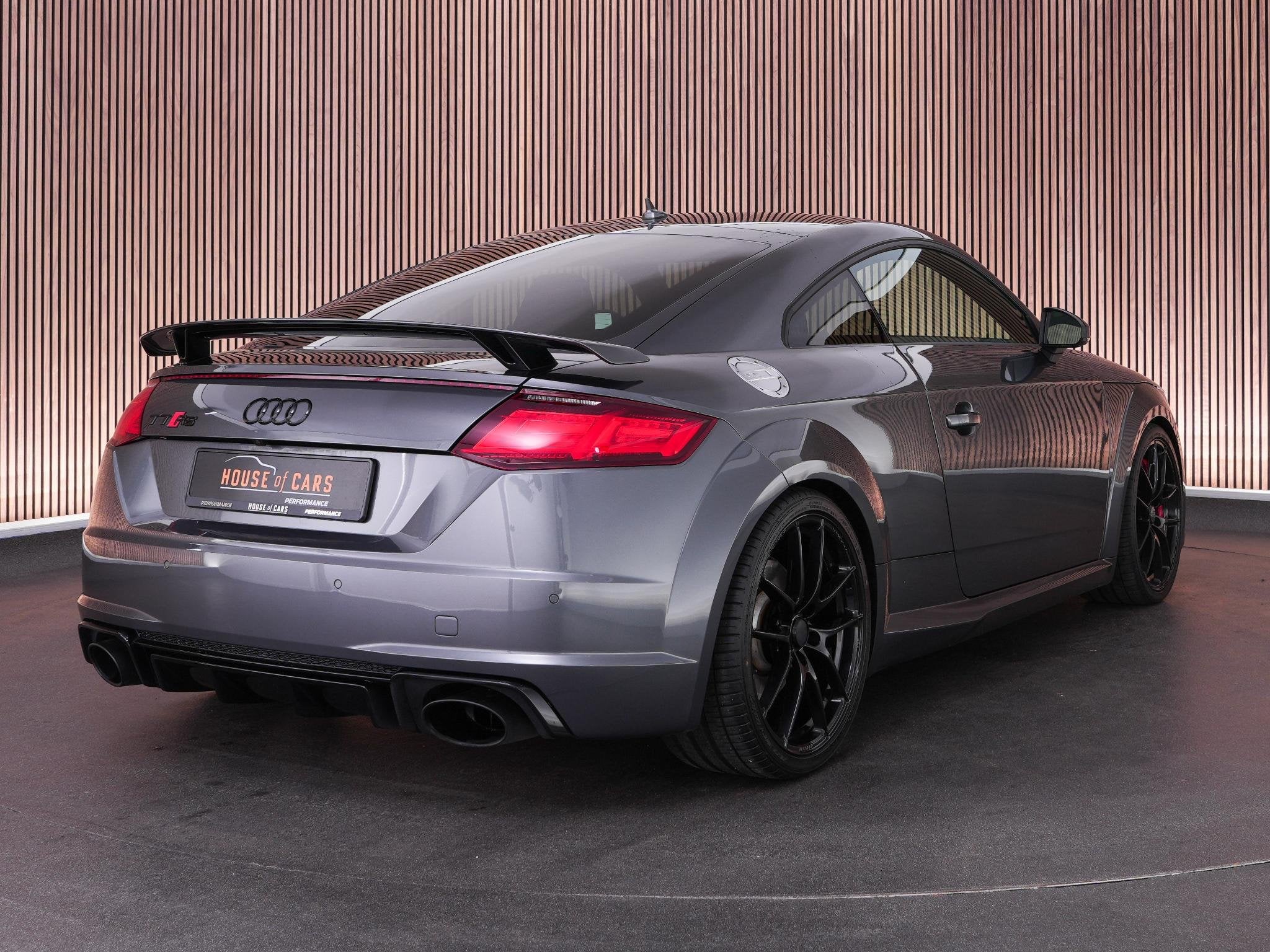 Audi TT RS 2.5 400pk RS TFSI quattro |RS seats|Bang&Olufsen|, Auto's, Audi, Automaat, Gebruikt, 4 stoelen, 1415 kg