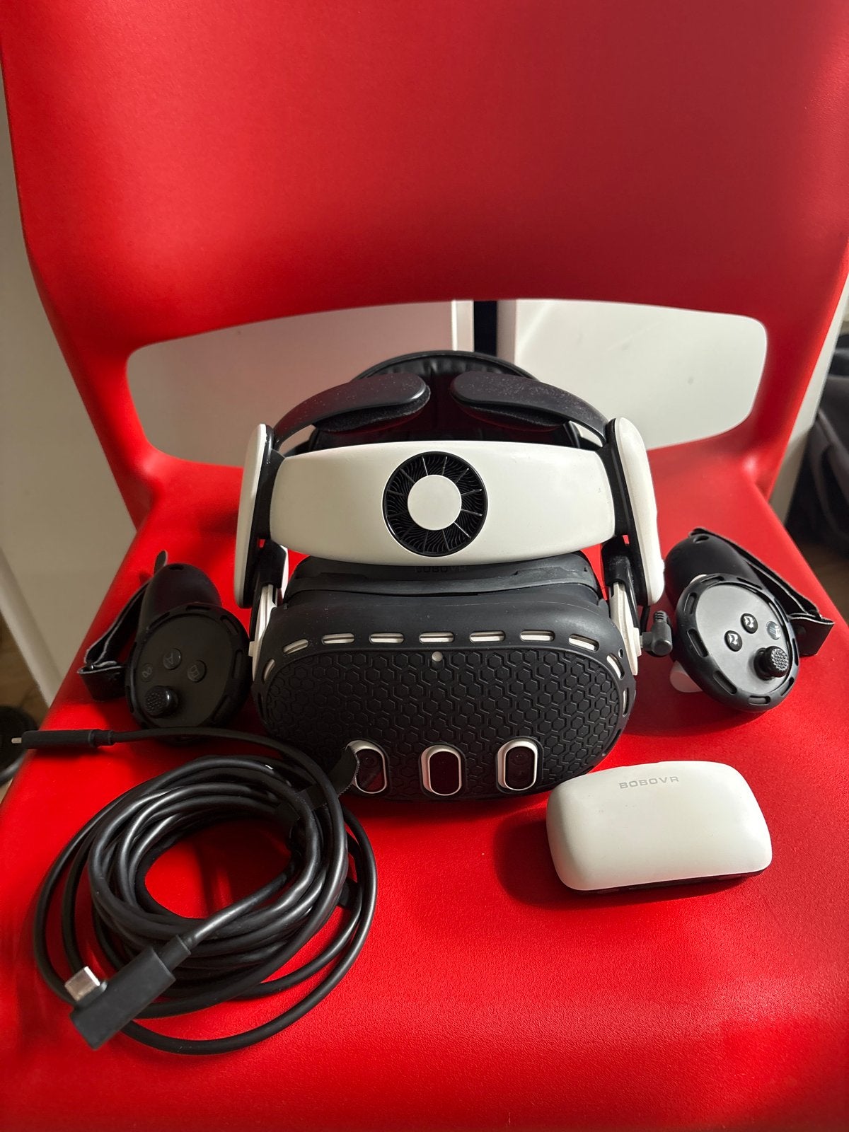 Meta Quest 3 128 GB + BOBOVR S3 Pro + Officiële Link Cable, Spelcomputers en Games, Virtual Reality, Ophalen of Verzenden, Zo goed als nieuw