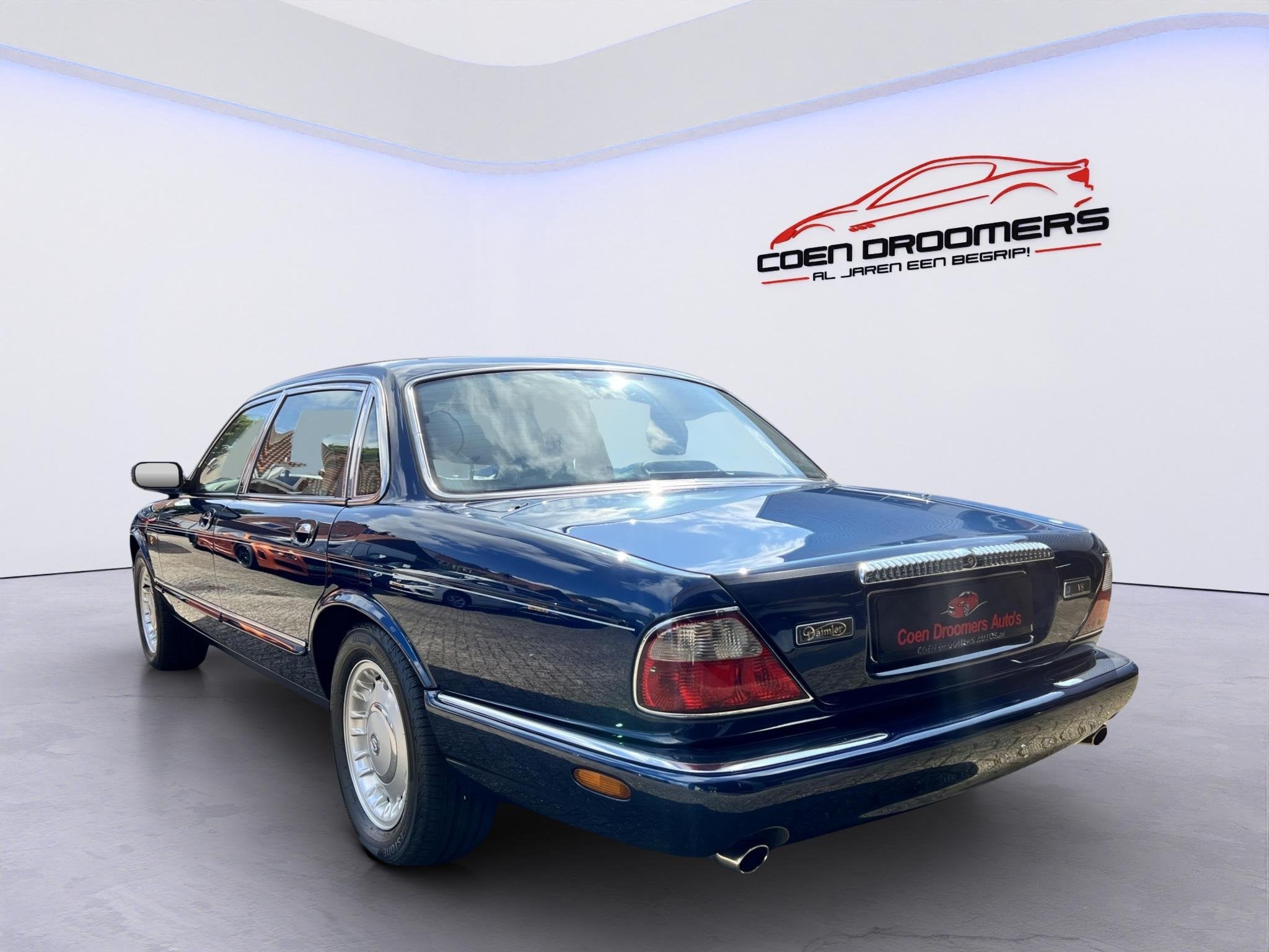 Daimler 4.0 V8 /Topstaat Youngtimer/Beige Leder/Stoelverwarm, Auto's, Overige Auto's, Automaat, Dealer onderhouden, Achterwielaandrijving