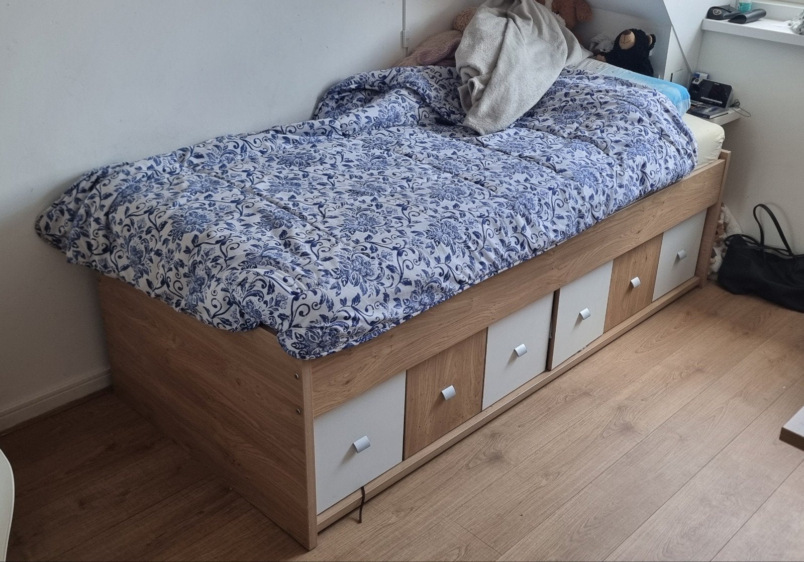 trendhopper Bed , kledingkast, bureau + losse kast, Ophalen, Gebruikt, Eenpersoons, Modern
