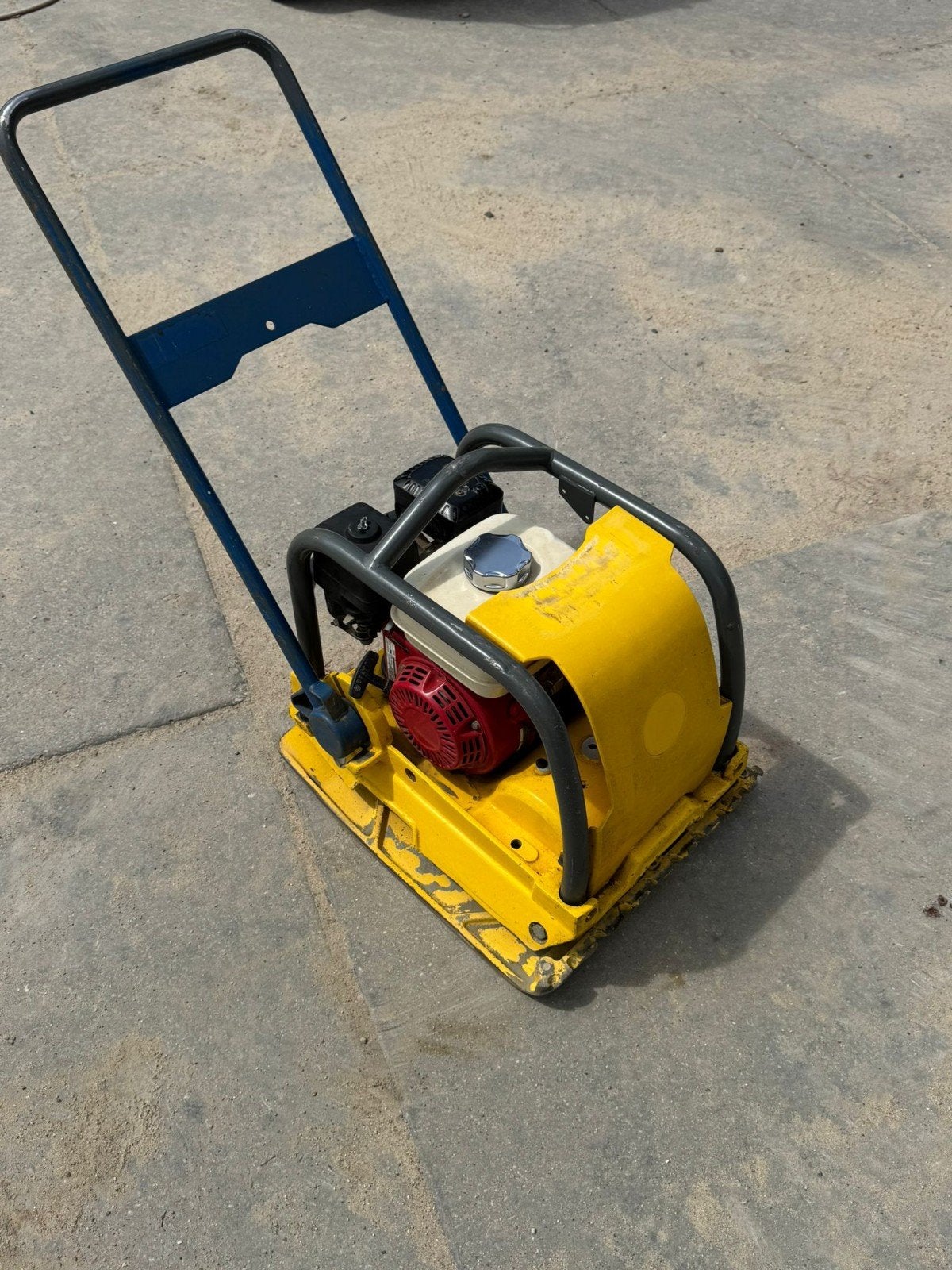 Trilplaat Wacker Neuson WP 1550 A, Ophalen