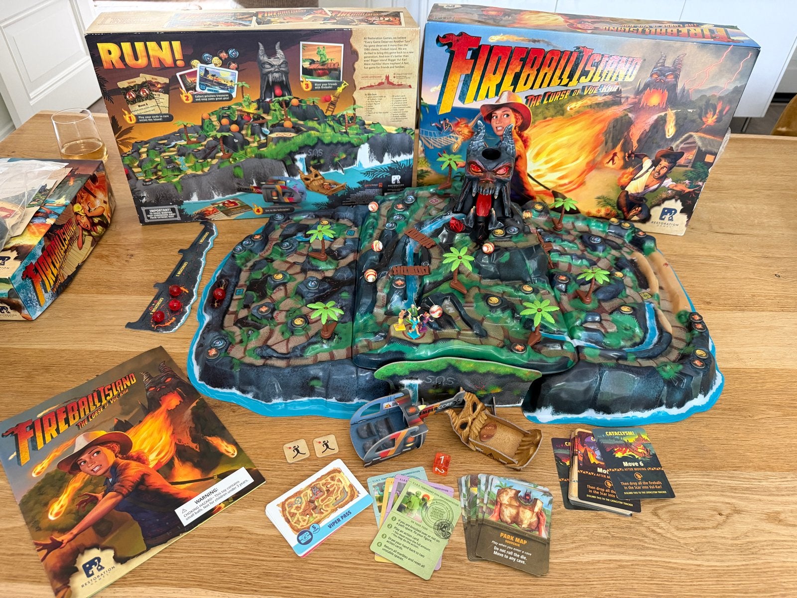 Fireball Island|The Curse of Vul-Kar|Full Pledge Kickstarter, Vijf spelers of meer, Ophalen, Zo goed als nieuw