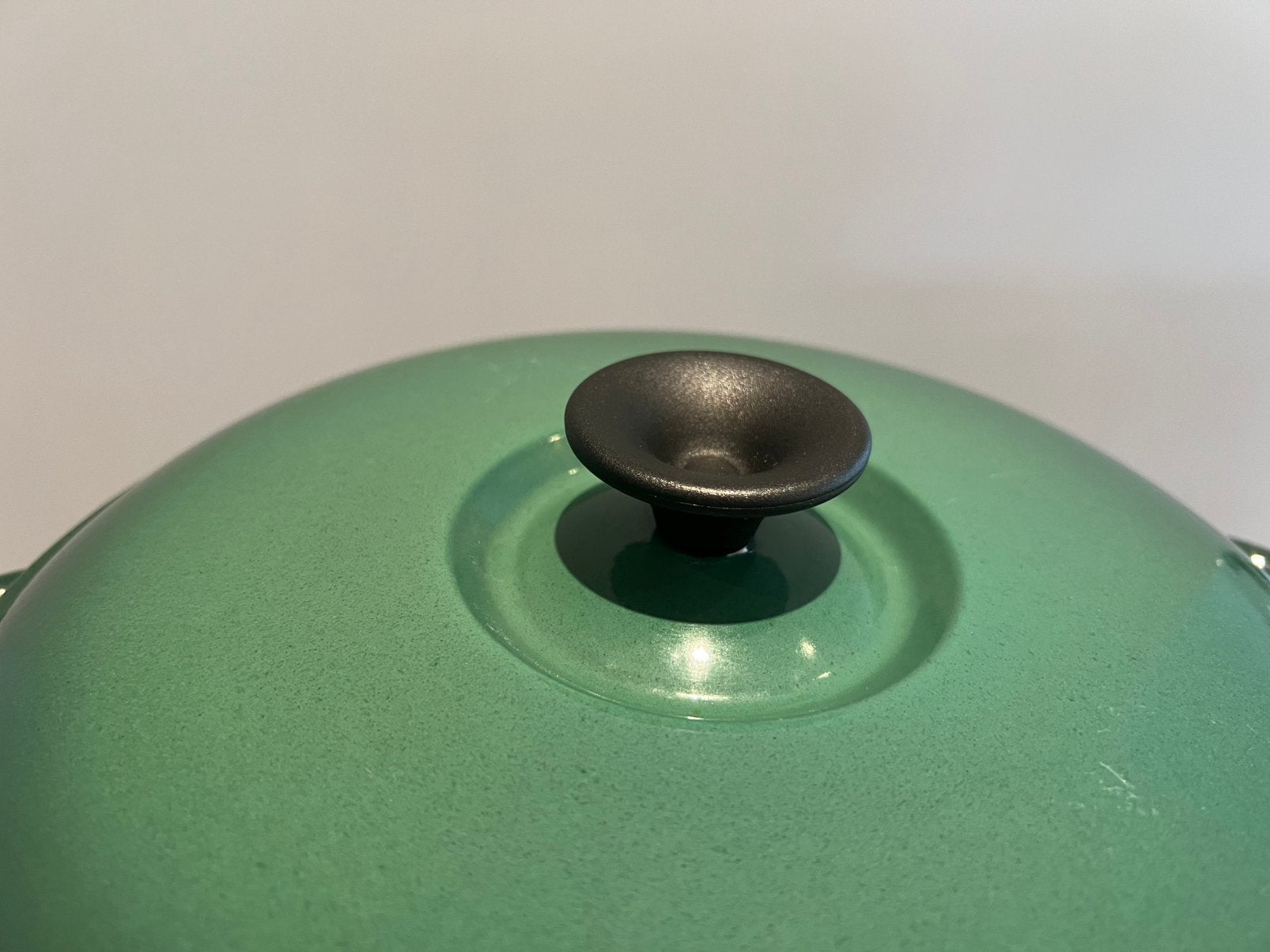 Nomar/Staub gietijzeren braadpan 26 cm in perfecte staat, Geschikt voor inductie, Ophalen of Verzenden, Zo goed als nieuw, Staub