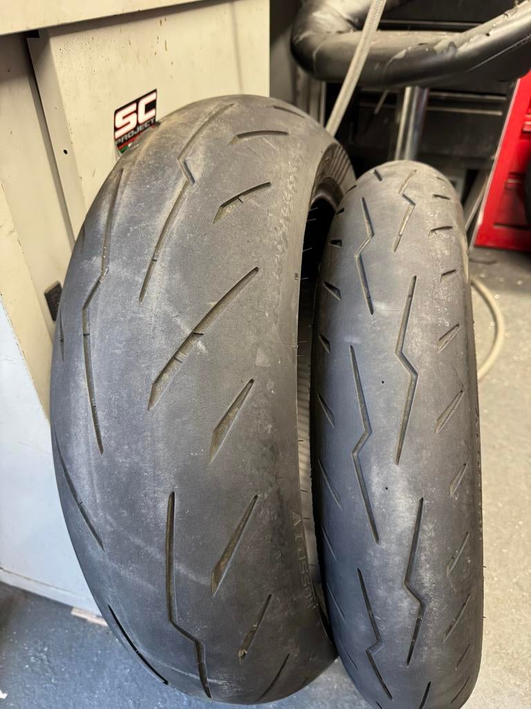 Pirelli Diablo Rosso 5 Motorbanden Set - 200/55 R17 & 120/70, Ophalen of Verzenden, Gebruikt