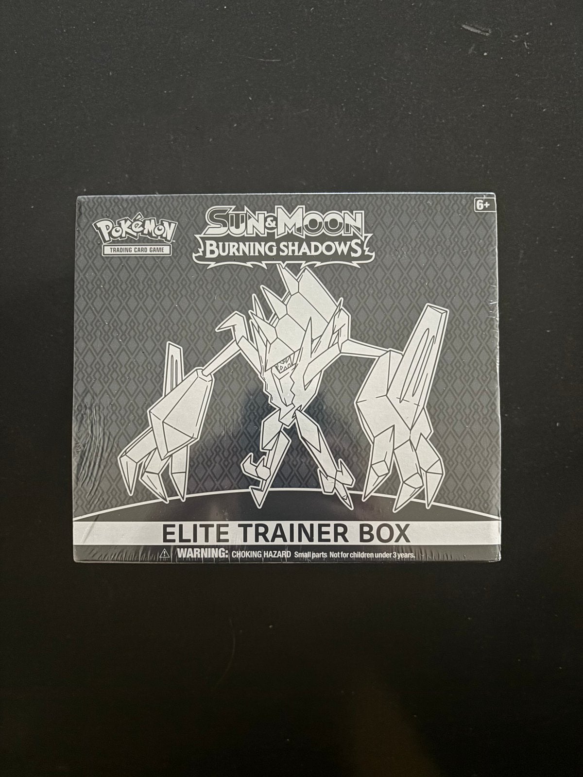Pokémon Sun & Moon Burning Shadows Elite Trainer Box Sealed, Ophalen of Verzenden, Nieuw, Boosterbox