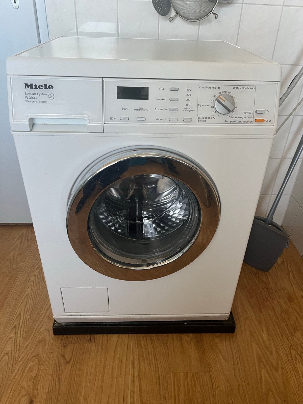 Miele W 3903 WPS SoftCare System wasmachine, Ophalen, Gebruikt, Voorlader, 85 tot 90 cm