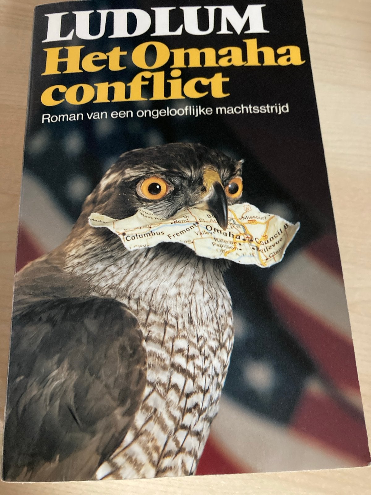 Robert Ludlum - Het Omaha Conflict (Roman), Ophalen of Verzenden, Zo goed als nieuw, Nederland