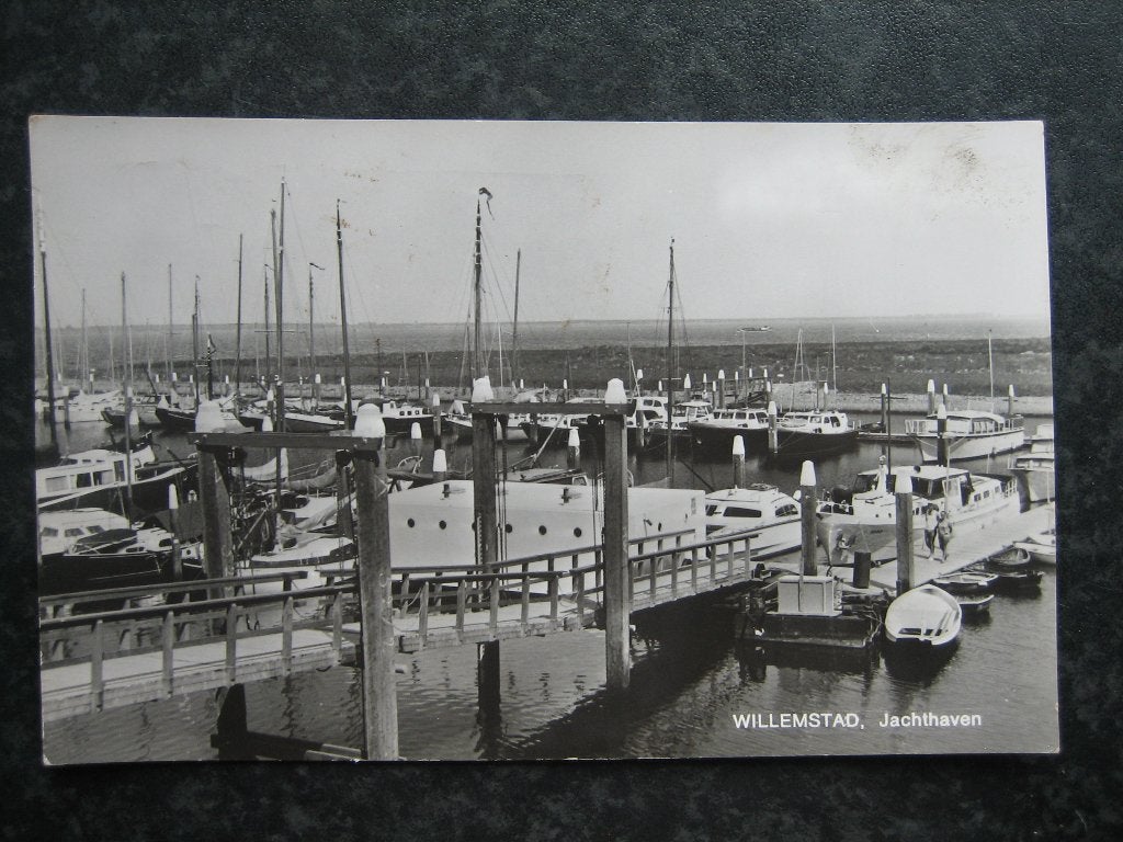 WILLEMSTAD Jachthaven 1972, Ophalen of Verzenden, 1960 tot 1980, Noord-Brabant