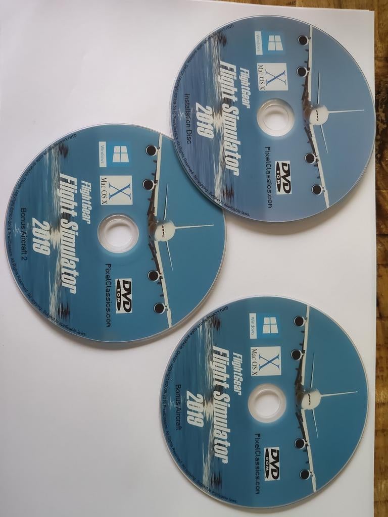 FlightGear Flight Simulator 2018/2019 (6 DVD's), Gebruikt, 1 speler, Ophalen of Verzenden, Vanaf 3 jaar