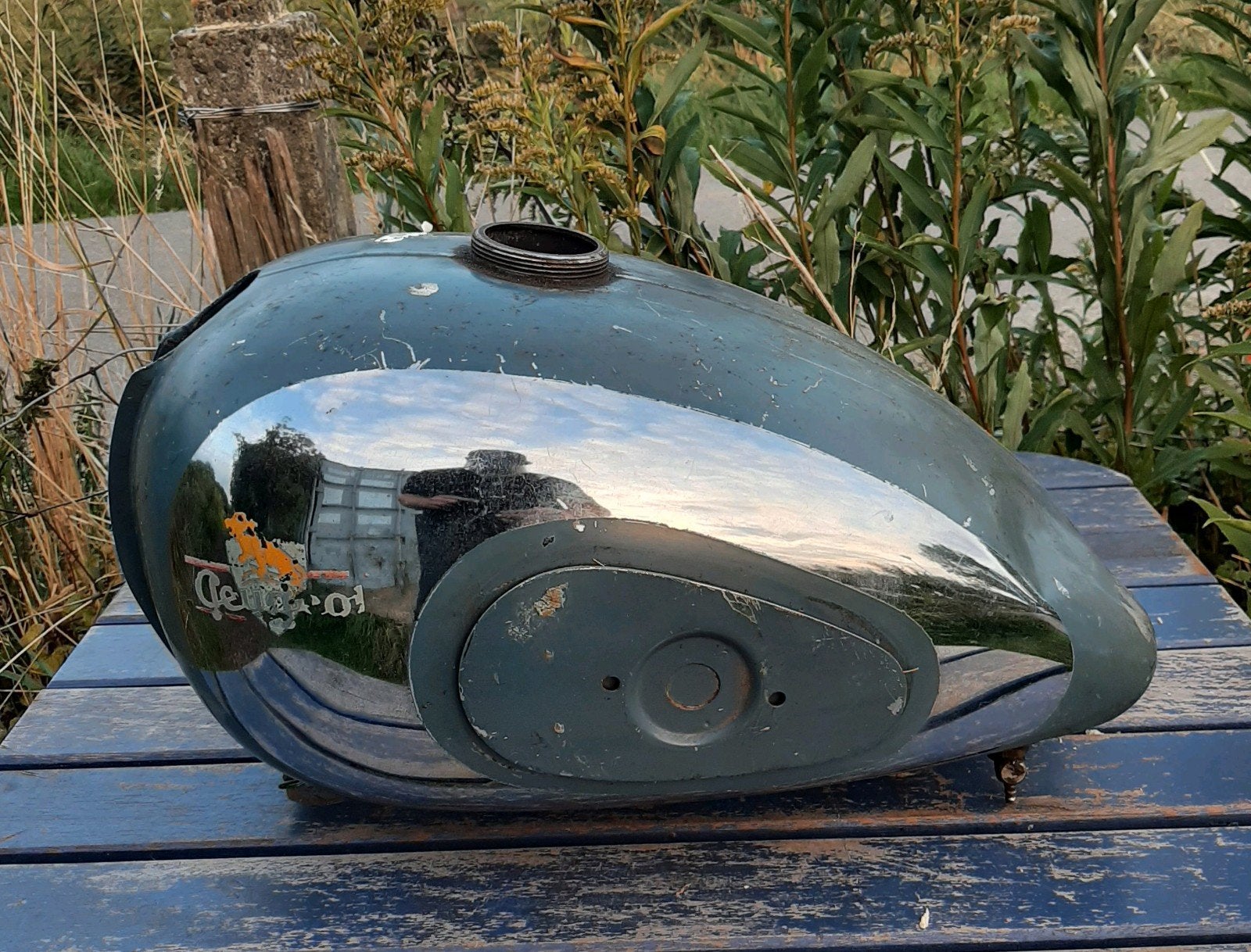 Verzameling - Vintage Benzinetank / Brandstoftank (11 stuks), Ophalen