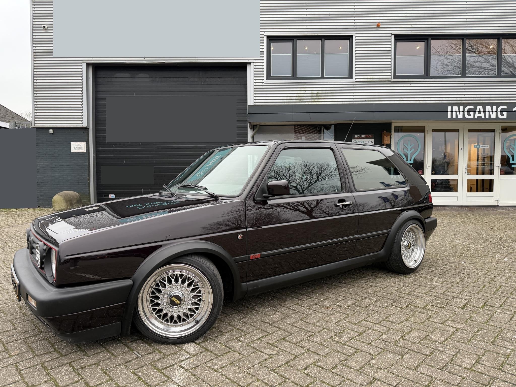 Volkswagen Golf 1.8 Wolfsburg edition nieuwstaat, Voorwielaandrijving, Metallic lak, Stof, Gebruikt